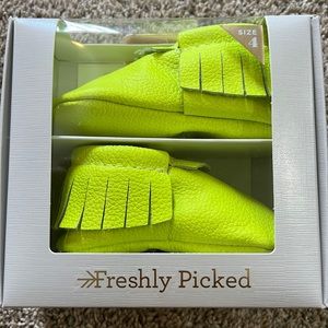 Freshly Picked Moccasins, Brand New In Box, Size 4, Neon Green